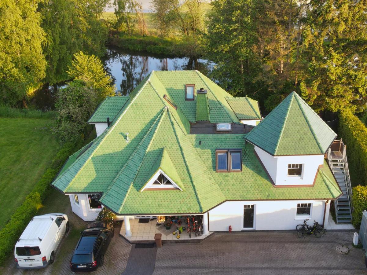 Moderne Maisonette-Wohnung Am Karpfenteich; Modern Apartment With View Of The Carp Pond Barmstedt Esterno foto
