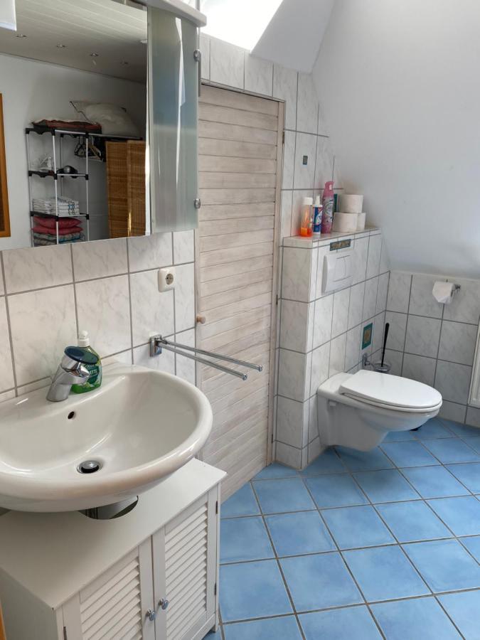 Moderne Maisonette-Wohnung Am Karpfenteich; Modern Apartment With View Of The Carp Pond Barmstedt Esterno foto